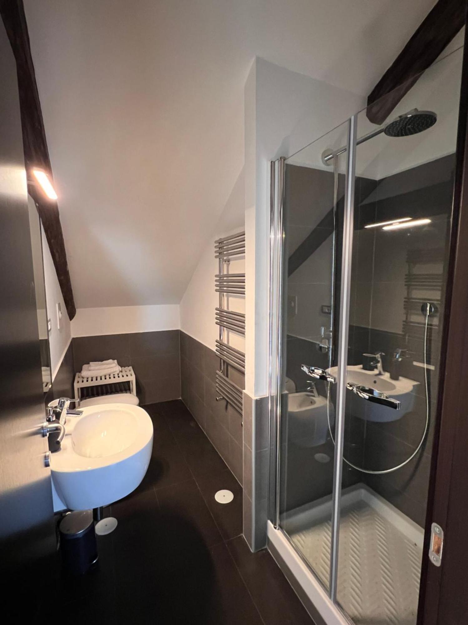 נאפולי Unonoveuno Luxury Apartment מראה חיצוני תמונה