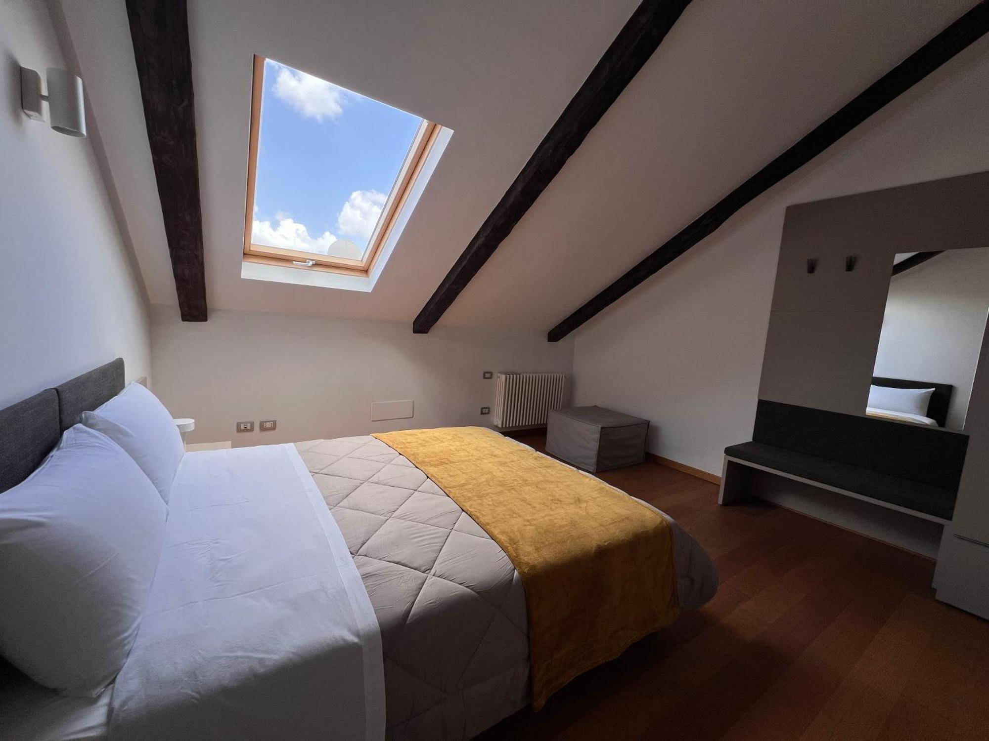 נאפולי Unonoveuno Luxury Apartment מראה חיצוני תמונה