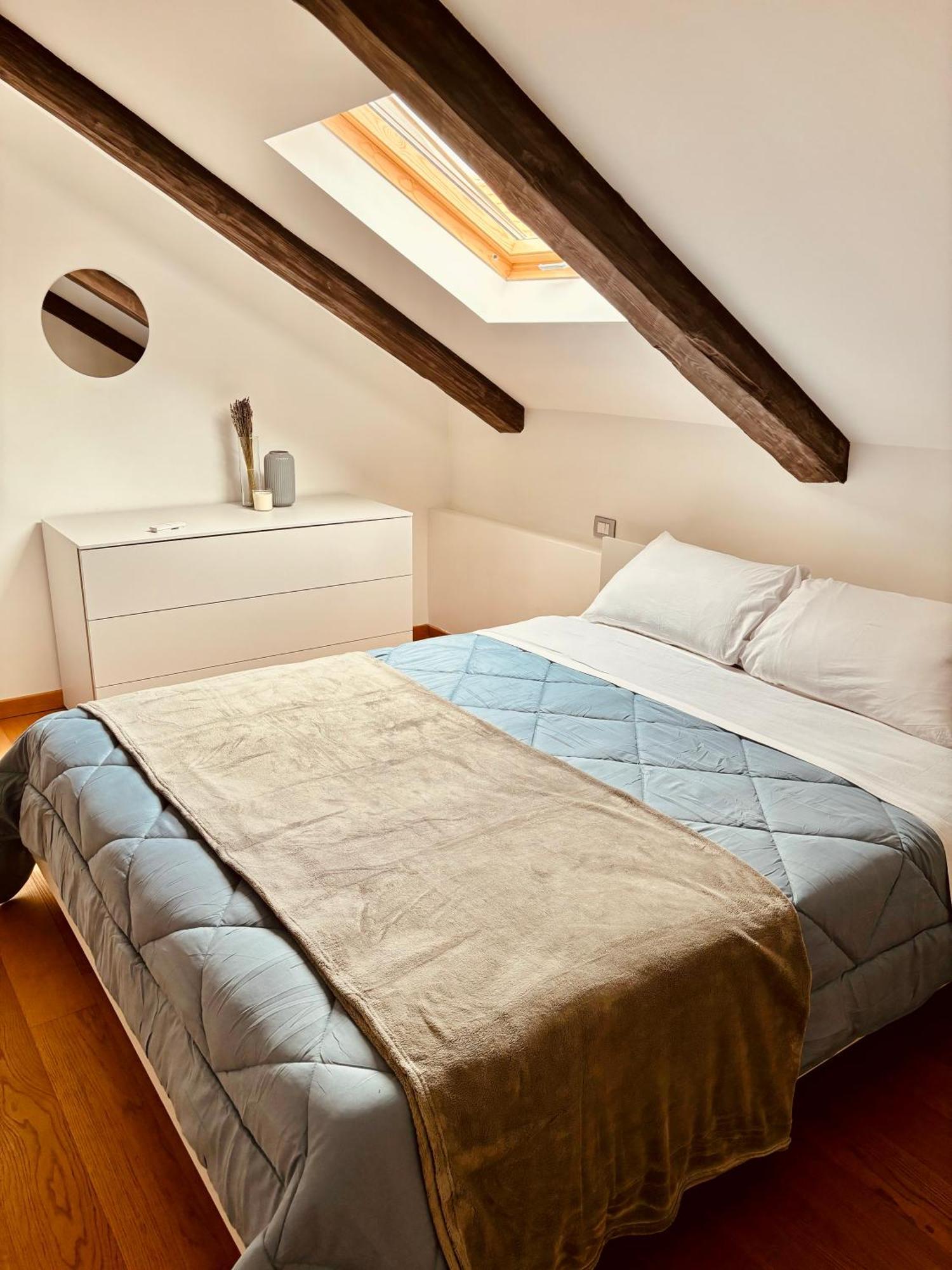נאפולי Unonoveuno Luxury Apartment מראה חיצוני תמונה