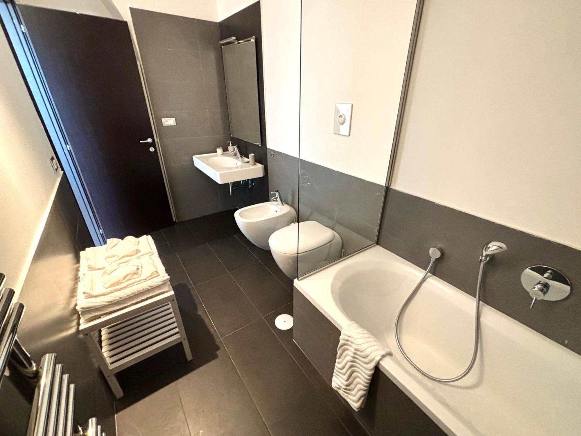 נאפולי Unonoveuno Luxury Apartment מראה חיצוני תמונה